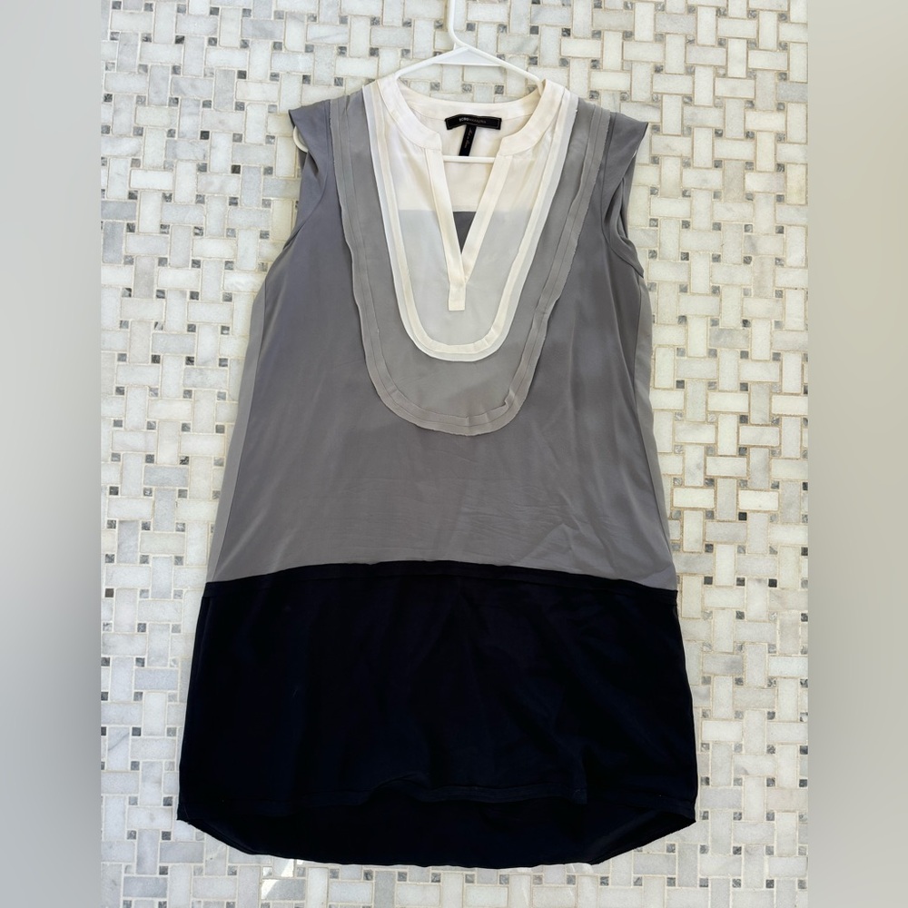 BCBG MAXAZRIA XS sleeveless dress